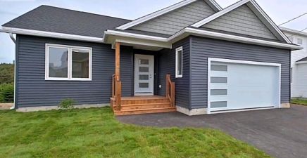 67 Trenton Drive, Paradise, NL A1L4B7